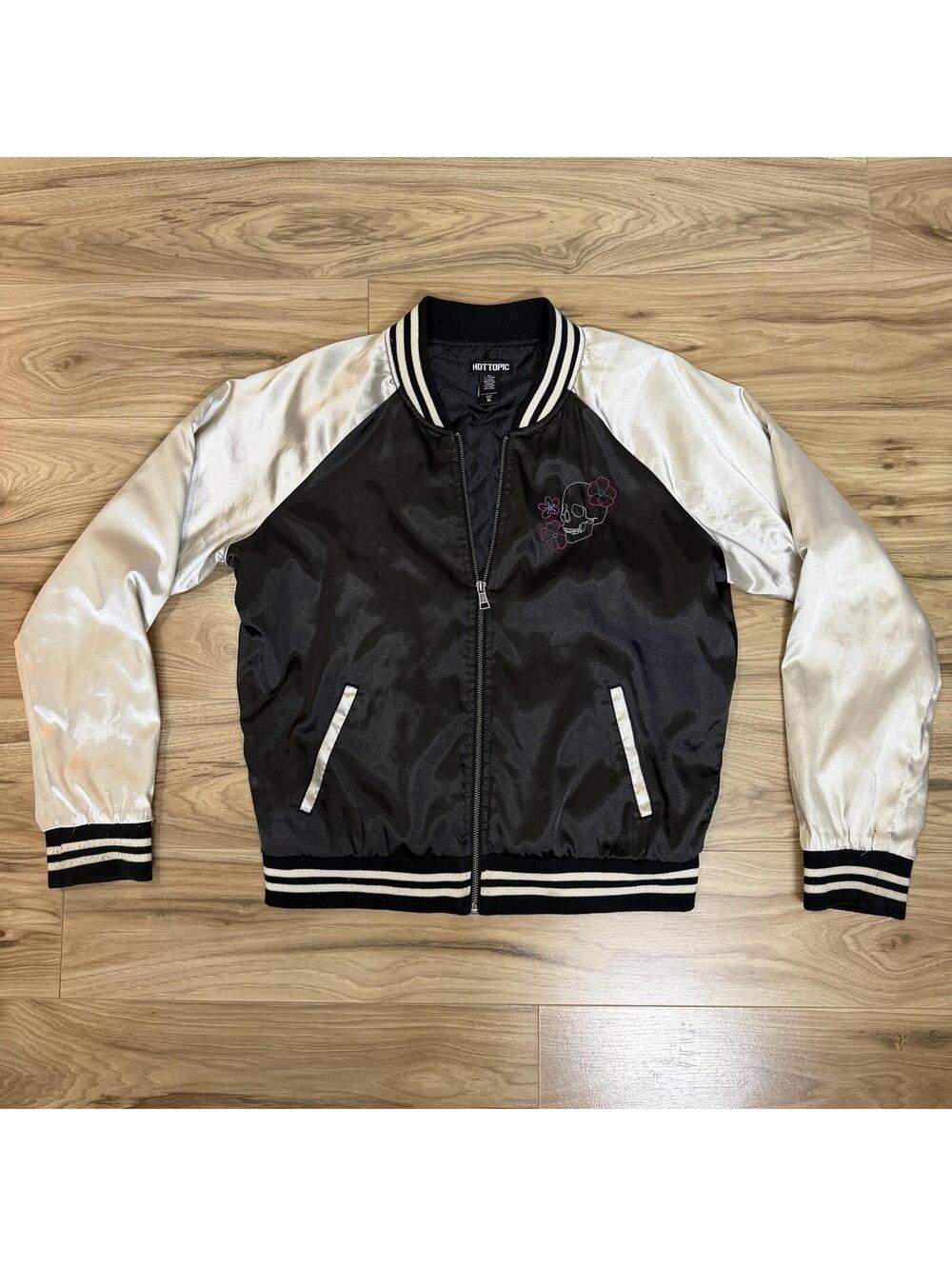 Hot Topic Koi Skull Embroidered Satin Varsity Jacket Black Champagne XL